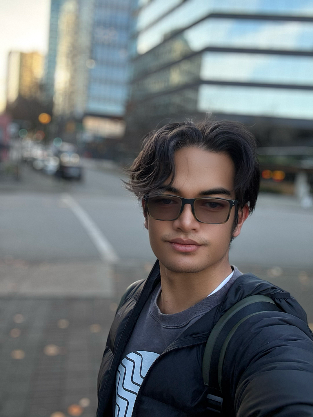  me around  yvr downtown